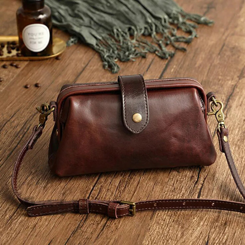 Norvella Schultertasche aus strukturiertem Kunstleder für Damen | Brehn