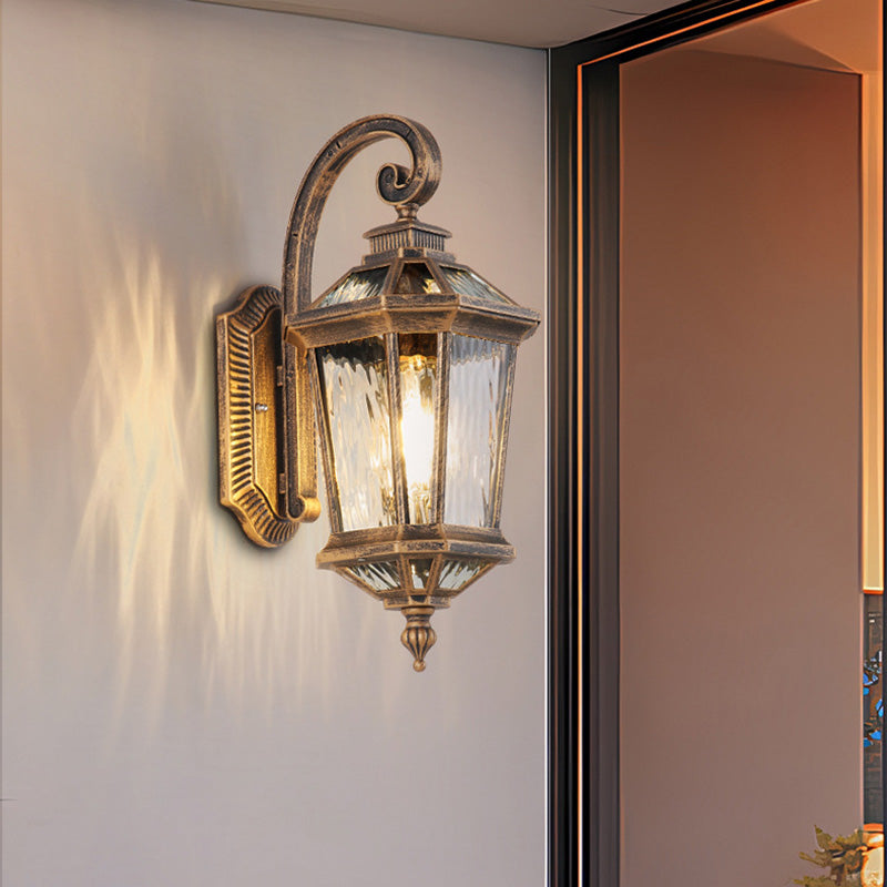 Traditionelle europäische wasserdichte Aluminium-Glas-Oktagon-Zylinder 1-Licht-Wandlampe für den Garten | Brehn