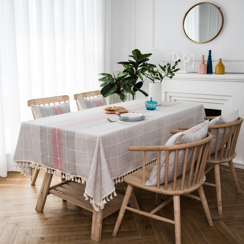 Minimalistische dekorative Tischdecke