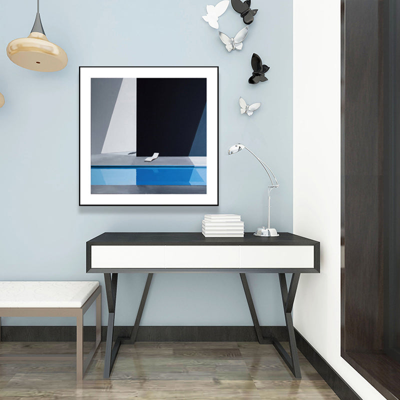 Brehn | Nordic Canvas Print Dunkle Farbe Ecke eines Gebäudes und Stuhl Wandkunst Dekor für Schlafzimmer