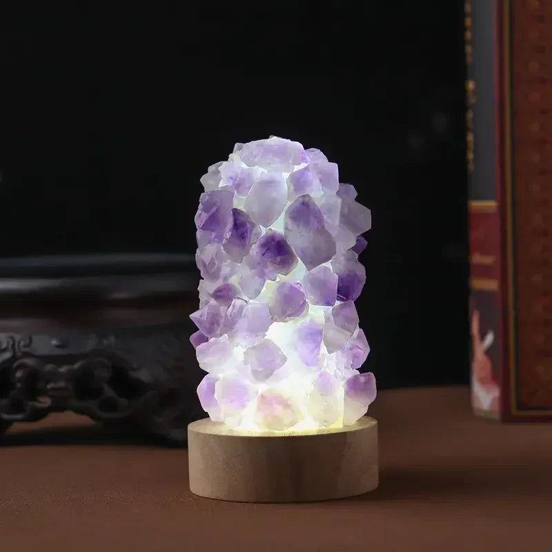 Brehn | Kristallampe - Amethyst - Heilende Energie - Sanftes Licht