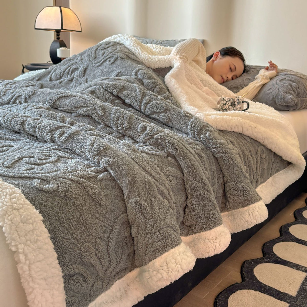 Jacquard-Wohndecke mit Lammfleece