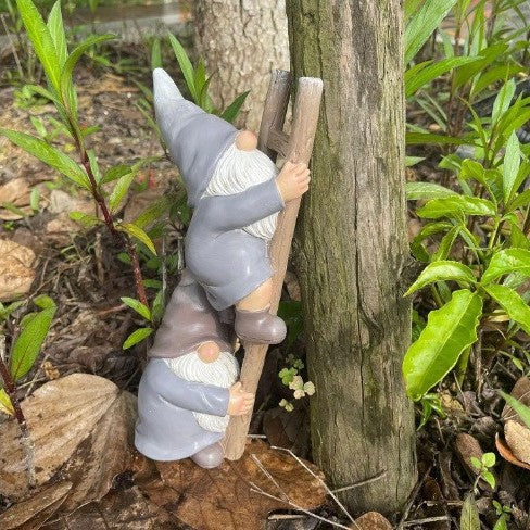 Dekorative Wichtelfigur aus Kunstharz