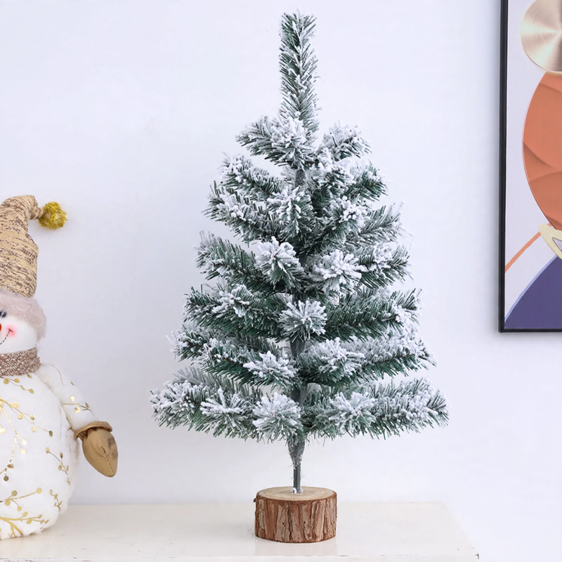 Künstlicher Weihnachtsbaum mit Beflockung