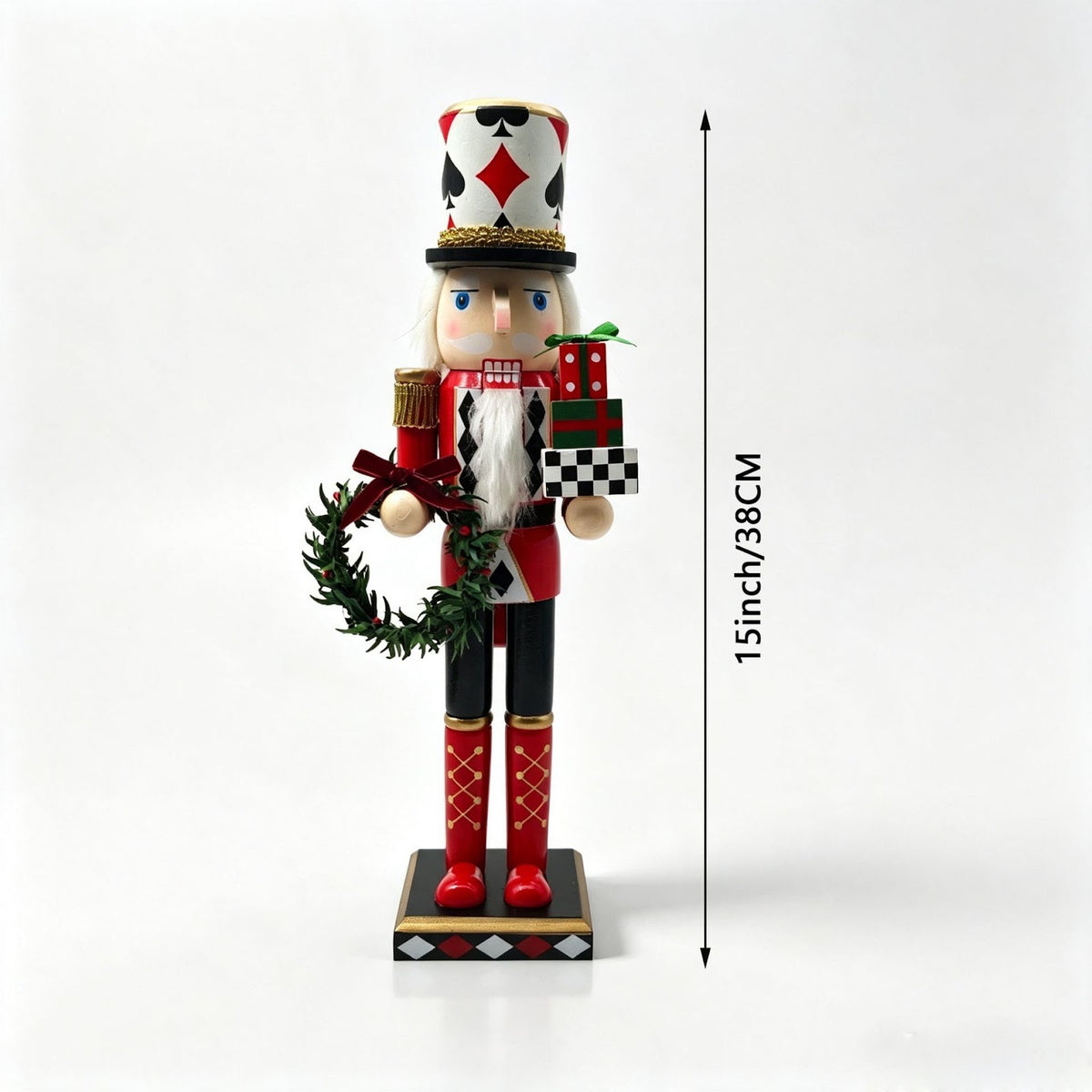 Dekorativer Nussknacker-Soldat im Poker-Design