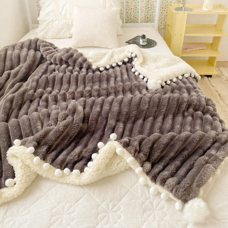 Wärmende Milchfaser-Fleece-Decke mit Lammfleece-Imitat