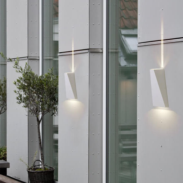Einfaches trapezförmiges wasserdichtes LED 2-Lampen-Wandlicht | Brehn