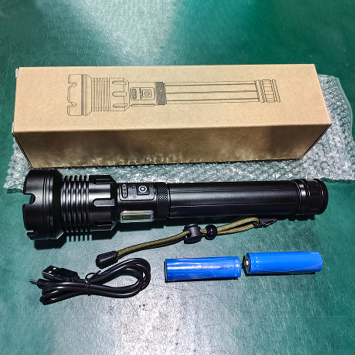 Brehn | LuxeBeam Hochleistungs-Taschenlampe | Superhelle, langlebige und wiederaufladbare Taschenlampe für jede Situation