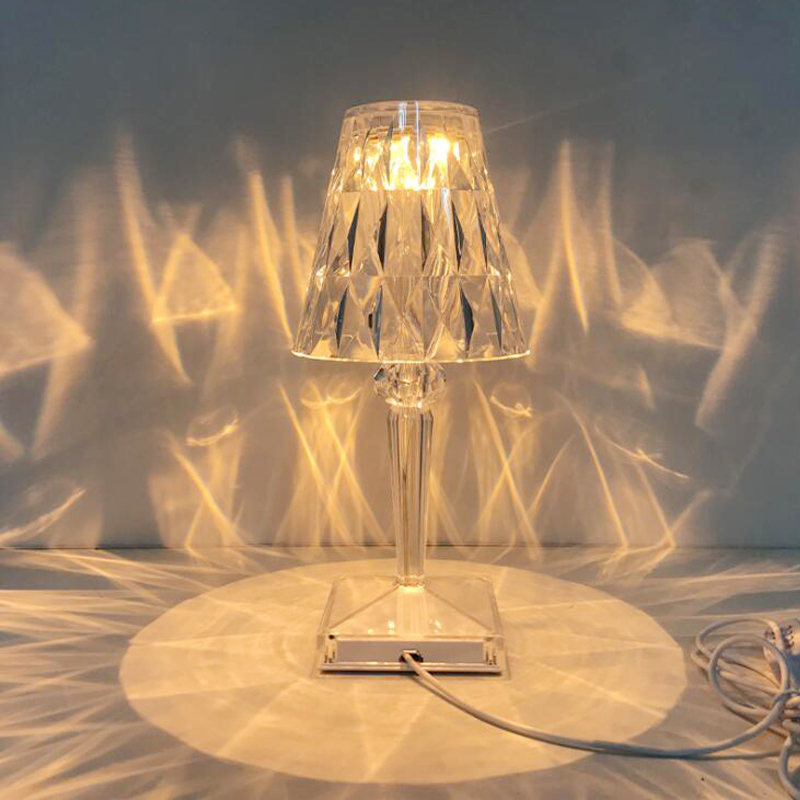 KristalGlow Touchlampe – Elegante Tischlampe mit Touchsensor und USB | Brehn