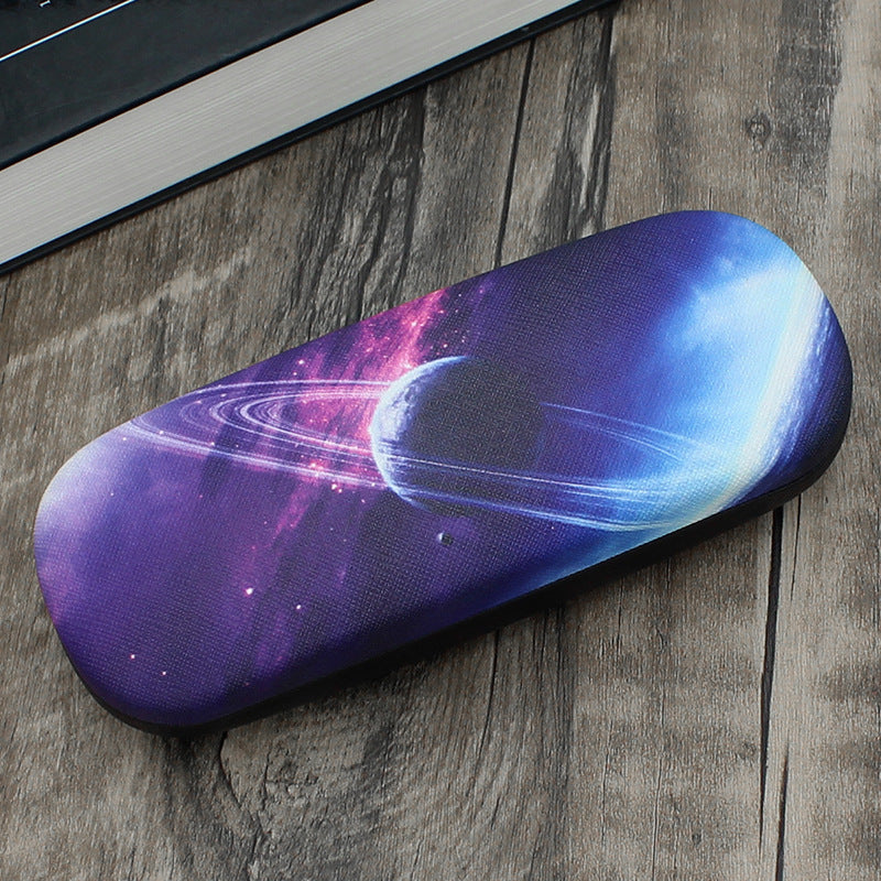 Abstract Design Brillenetui Brehn