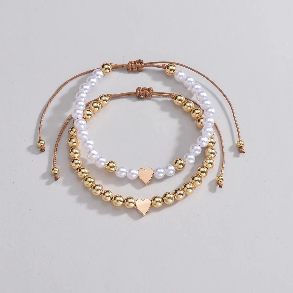 Brehn | 2pcs Klassische Weiße & Goldene Perlen Herzarmbänder
