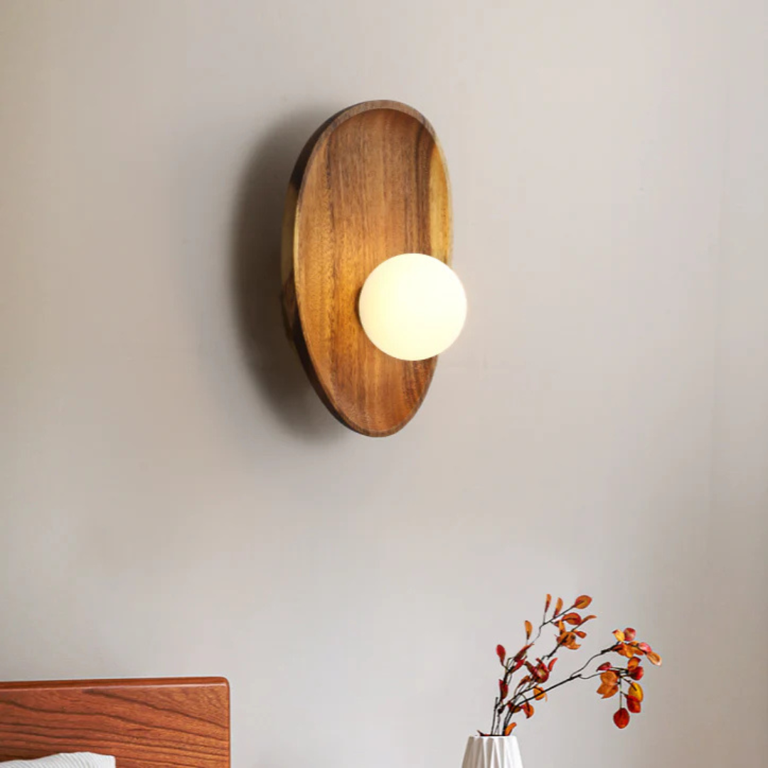 Brehn | Natürliche Holz LED Wandlampe