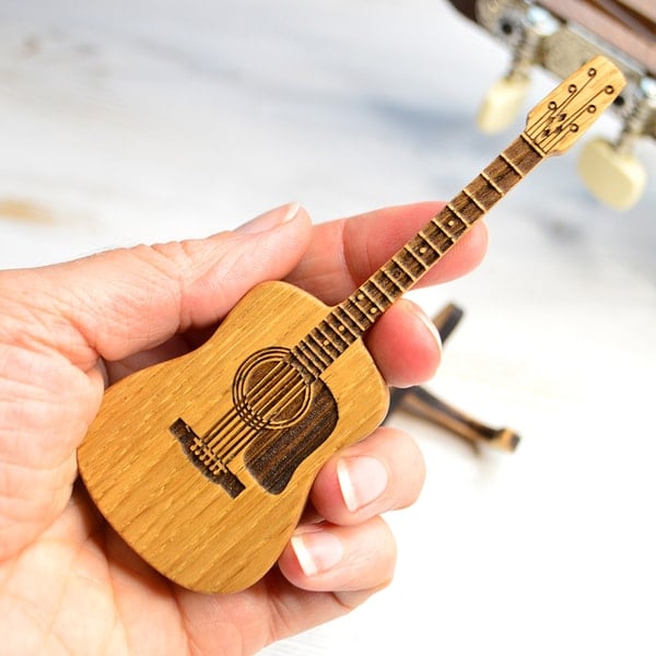 PlectroBox Wecken Sie Ihre musikalische Leidenschaft | Brehn