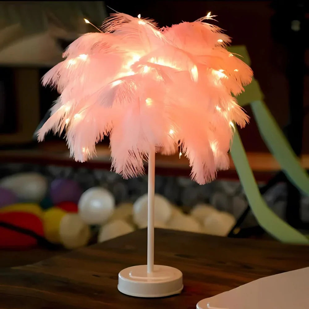 Atmosphärische Feder-Palmenbaum-Lampe - LumaPalm | Brehn