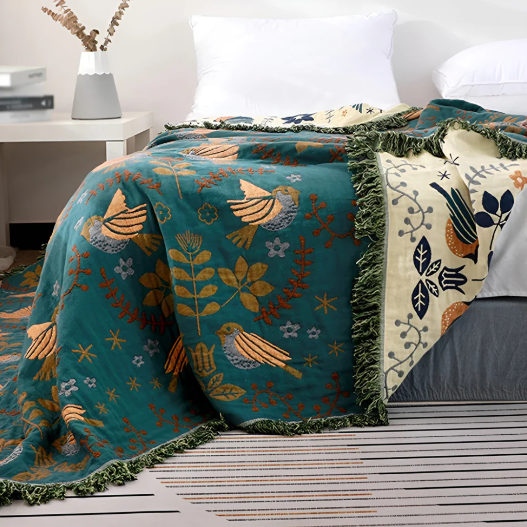 Brehn | Warm gestickte Decke