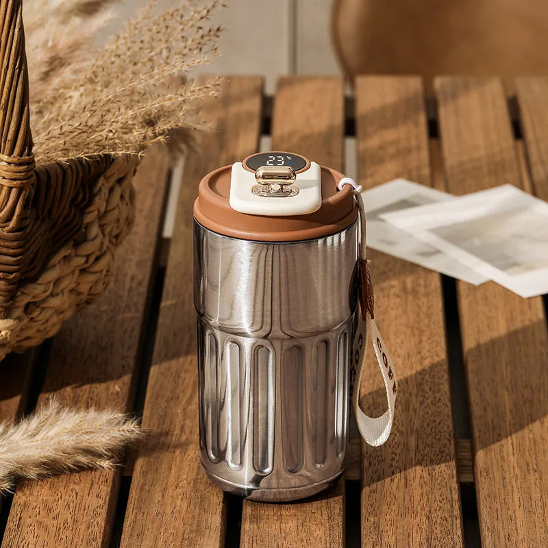 Brehn | Kompakter Thermobecher – ThermoSip