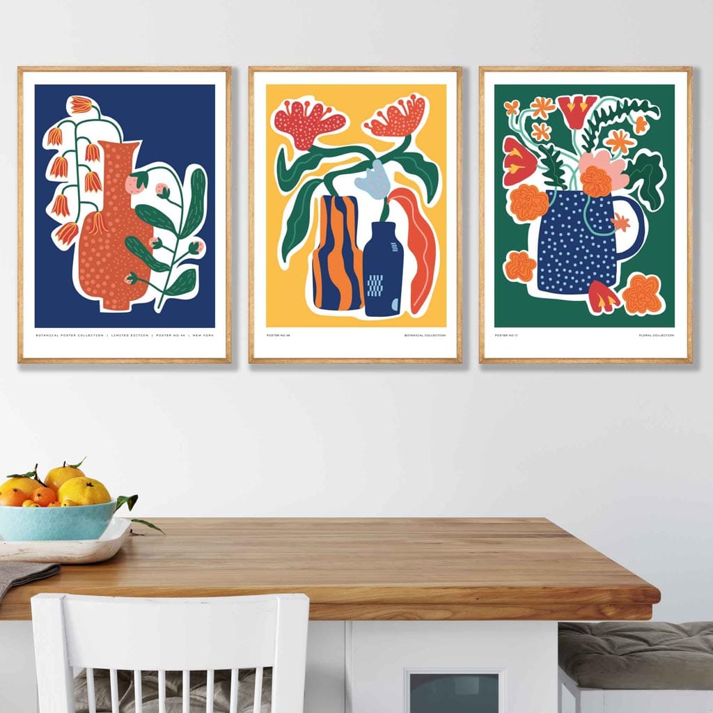 Künstlerisch gestaltetes, farbiges botanisches Poster-Set mit 3 Postern in Blau, Gelb und Grün