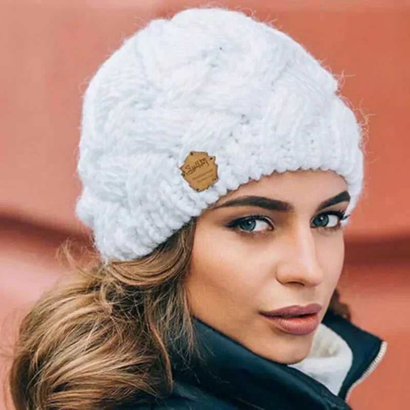 Weiche, gestrickte Wintermütze für Damen und Herren