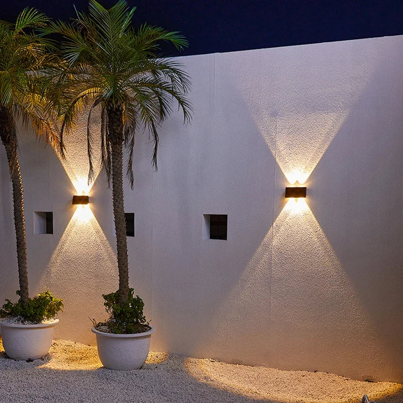 Solarlampe für den Balkon mit warmem LED-Licht