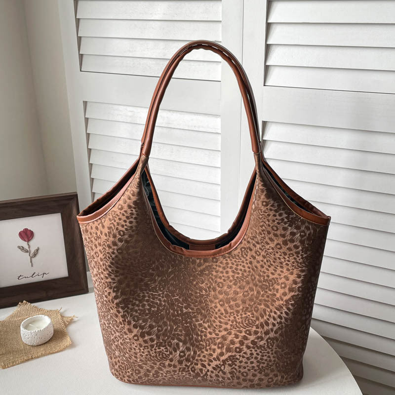 Geräumige Leopardenmuster Schultertasche