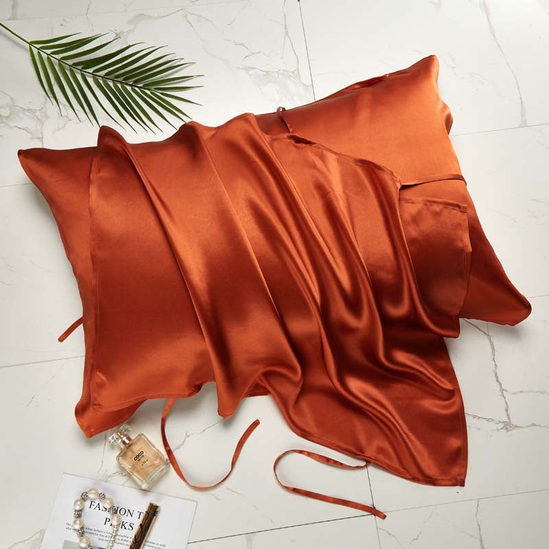 Damen seidiger Kissenbezug mit elegantem Design Brehn