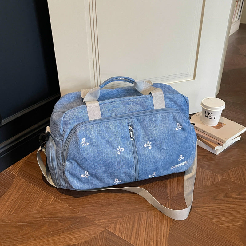 Damen geräumige Sport- und Reisetasche mit eleganten Details Brehn