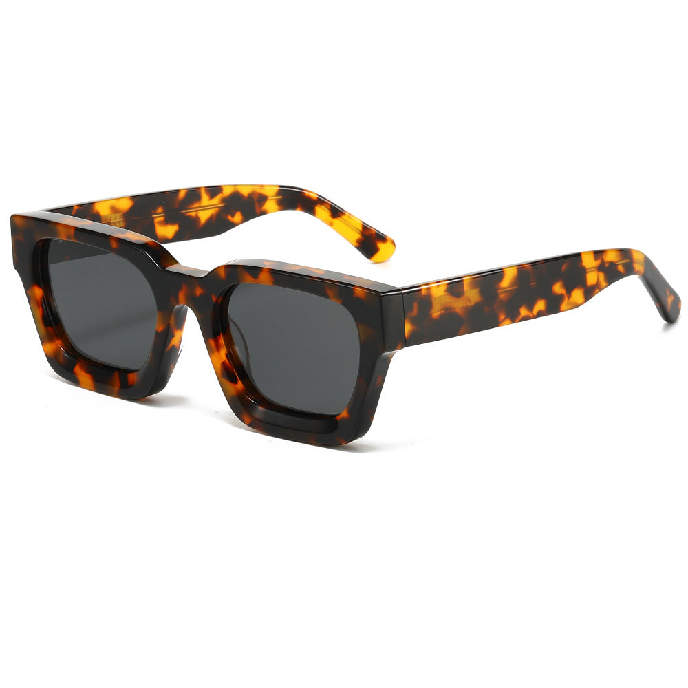 Damen designer Sonnenbrille mit modernem, quadratischem Rahmen und UV-Schutz Brehn
