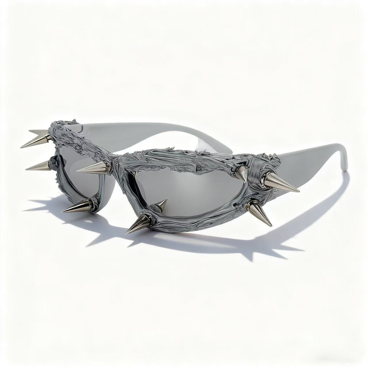 Damen extravagante Mode-Sonnenbrille mit einzigartigem Spikes-Design Brehn