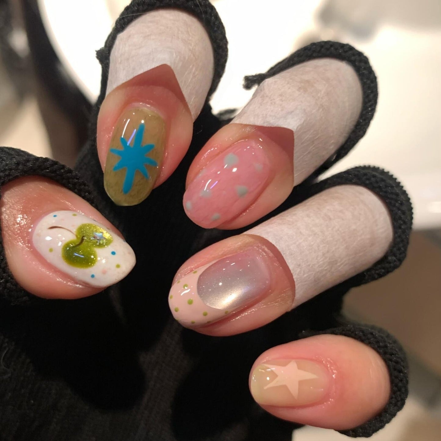 Kreative Kunstnägel mit Buntem und Verspieltem Design Brehn