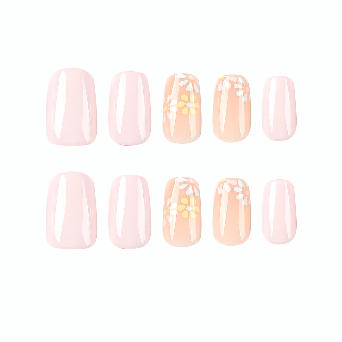 Kunstvolle Nagelverlängerungen mit Blumenverzierungen Brehn