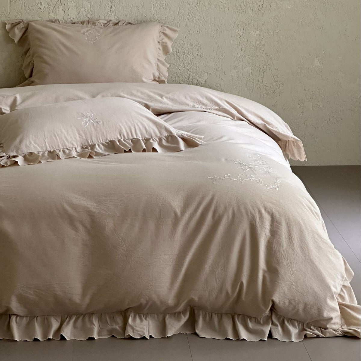 Luxuriöses Baumwollsatin-Bettwäsche-Set mit Hotelverschluss und extra-weichen Kissenbezügen