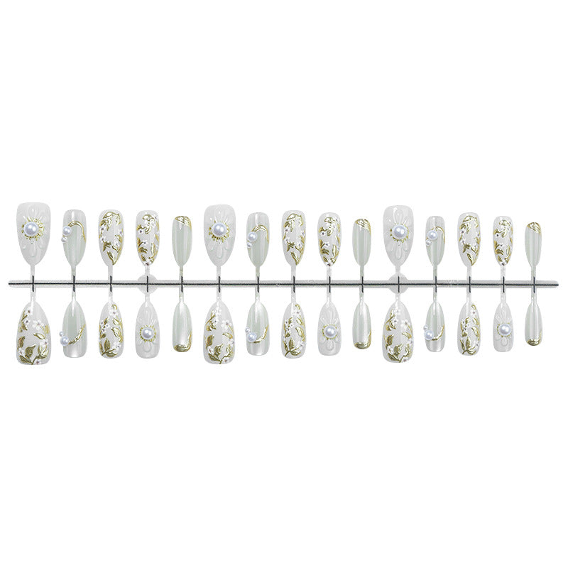 Premium Dekorative Press-On Nagelset mit elegant verzierten Designs Brehn