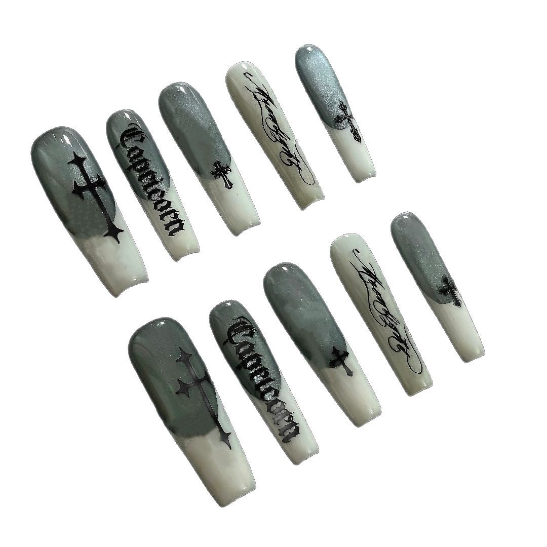 Künstlerisches Press-On Nageldesign Brehn