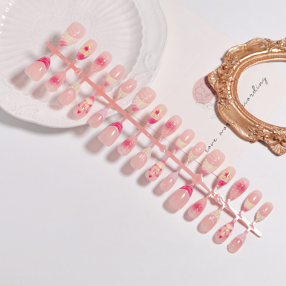 Elegantes blumenförmiges Press-On-Nagel-Set Brehn