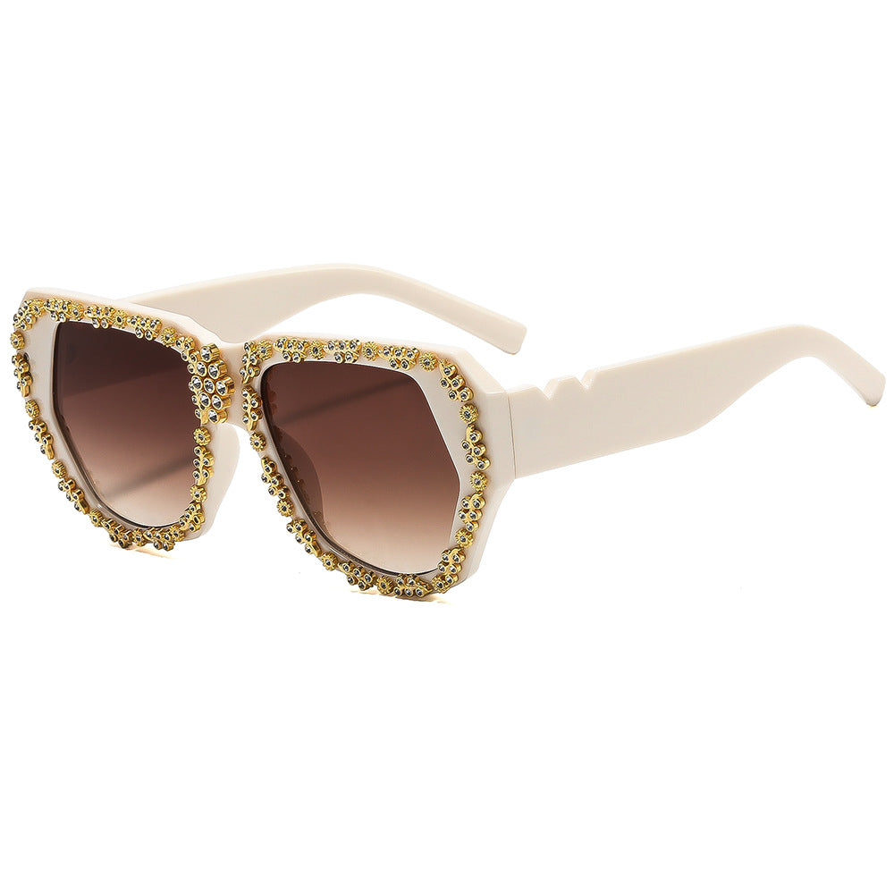 Damen modische Sonnenbrille mit opulentem Kristallrahmen Brehn