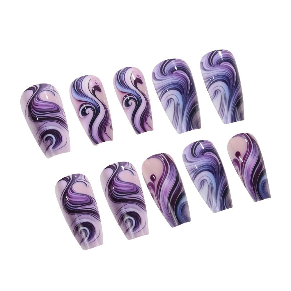 Kunstnägel mit elegantem Marmor-Design Brehn