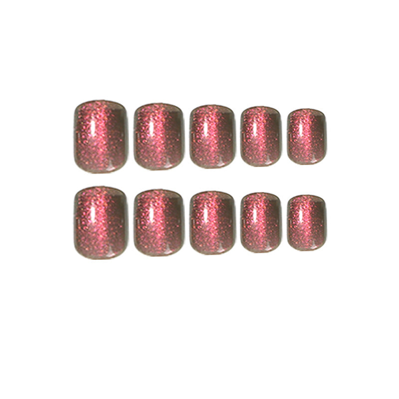 Glamouröse Nagelkunst mit Glitzereffekt Brehn