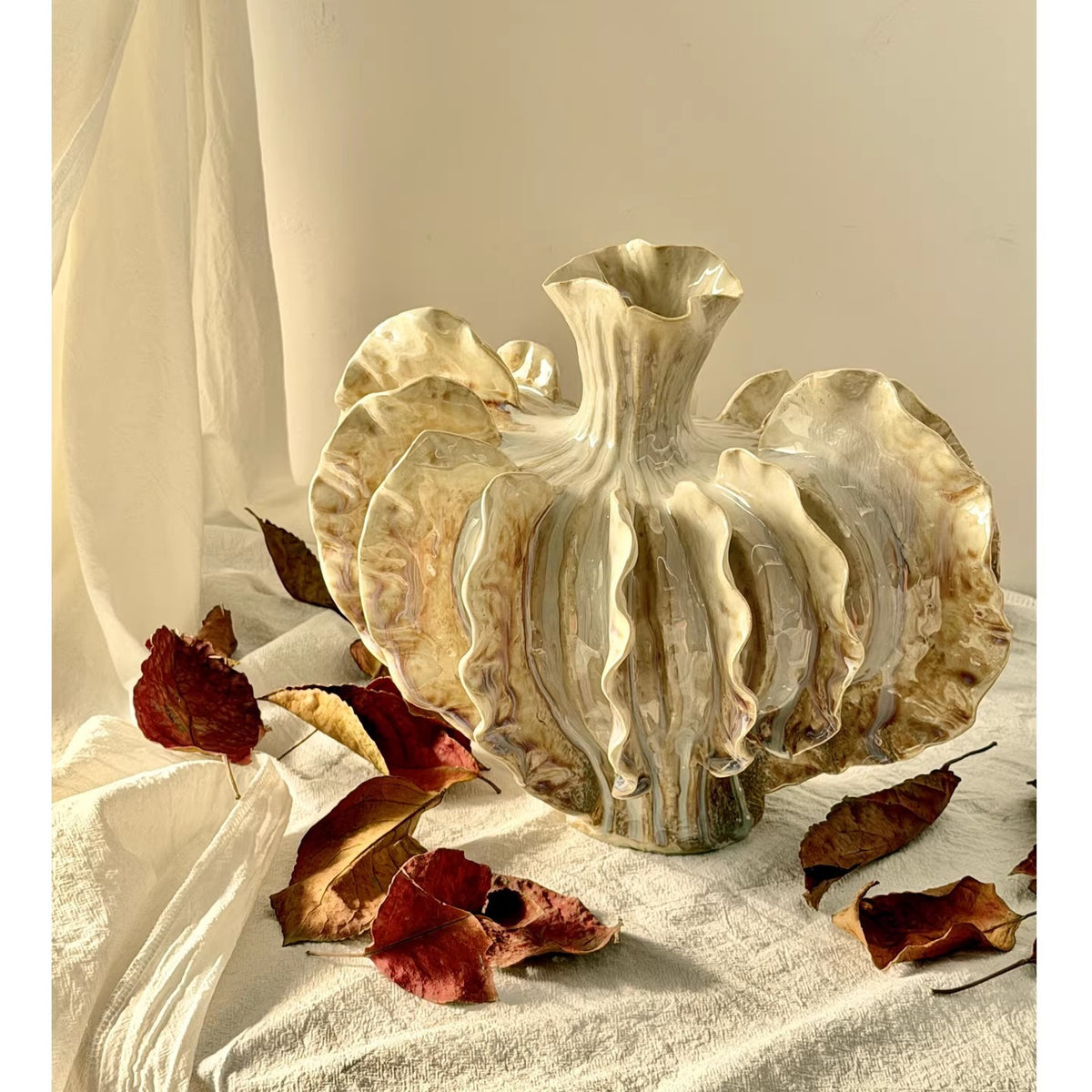 Zeitgenössische dekorative schaleninspirierte Vase