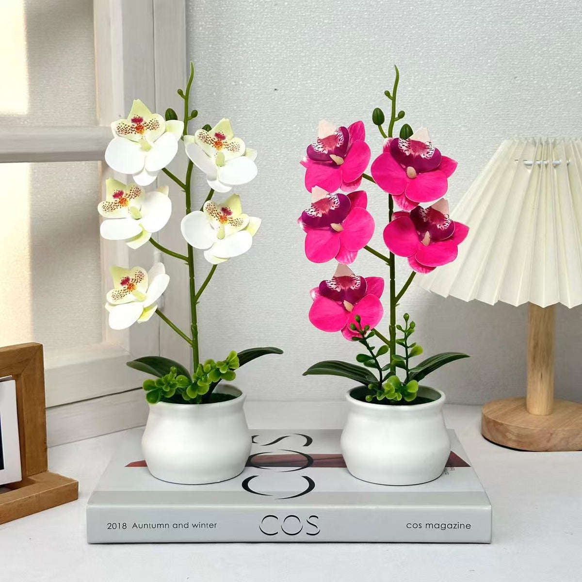 Künstliches Orchideenpflanzen-Arrangement 1790480695 für Wohnkultur und Präsentation