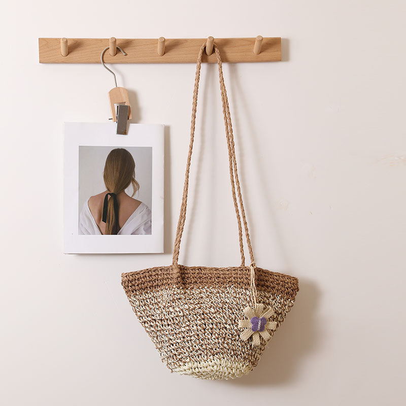 Modische und Handgefertigte Henkeltasche mit Floralem Akzent Brehn