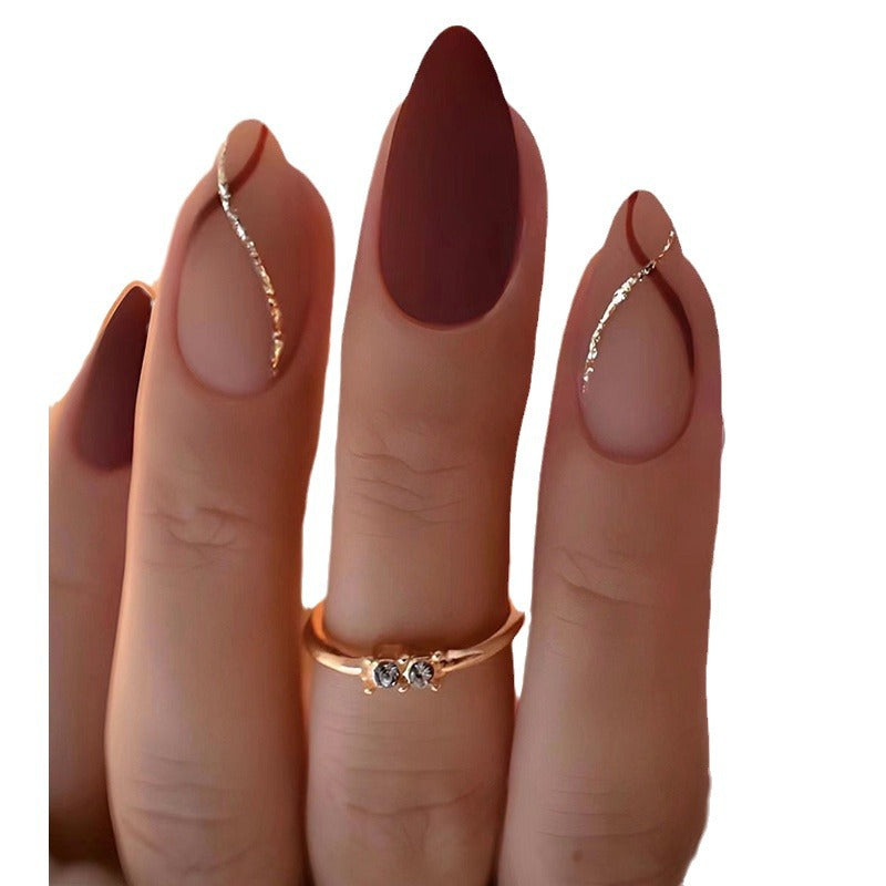 Elegante Matte Nagelkunst