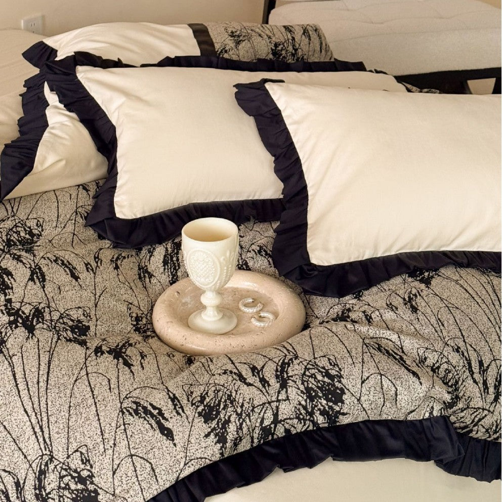 Rüschensaum Baumwoll Bettbezug Set mit botanischem Jacquard Wurf