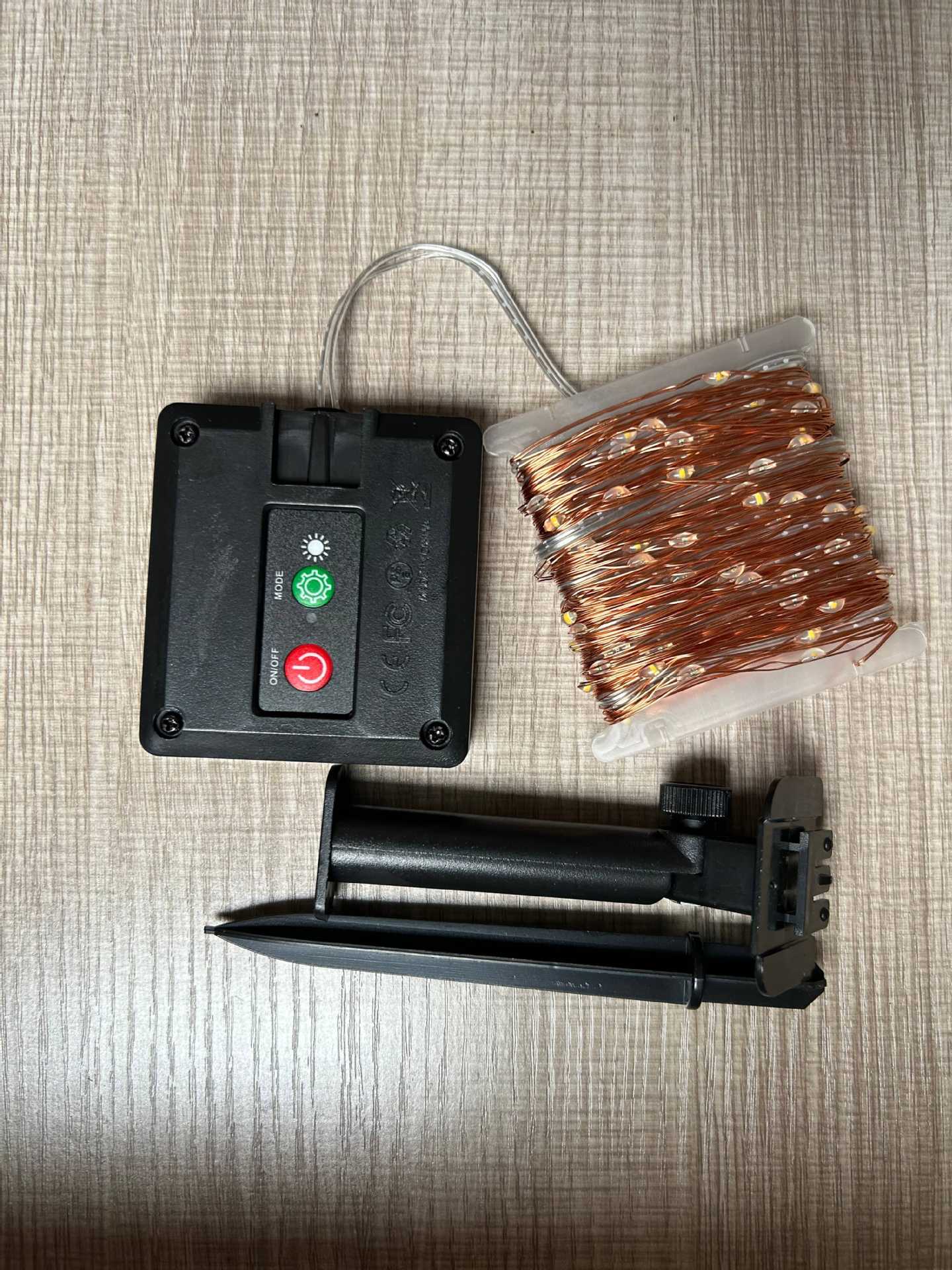 Outdoor Solar Kupferdraht Feenlichter Mit Wiederaufladbarem Batteriefach Und Erdspieß Brehn