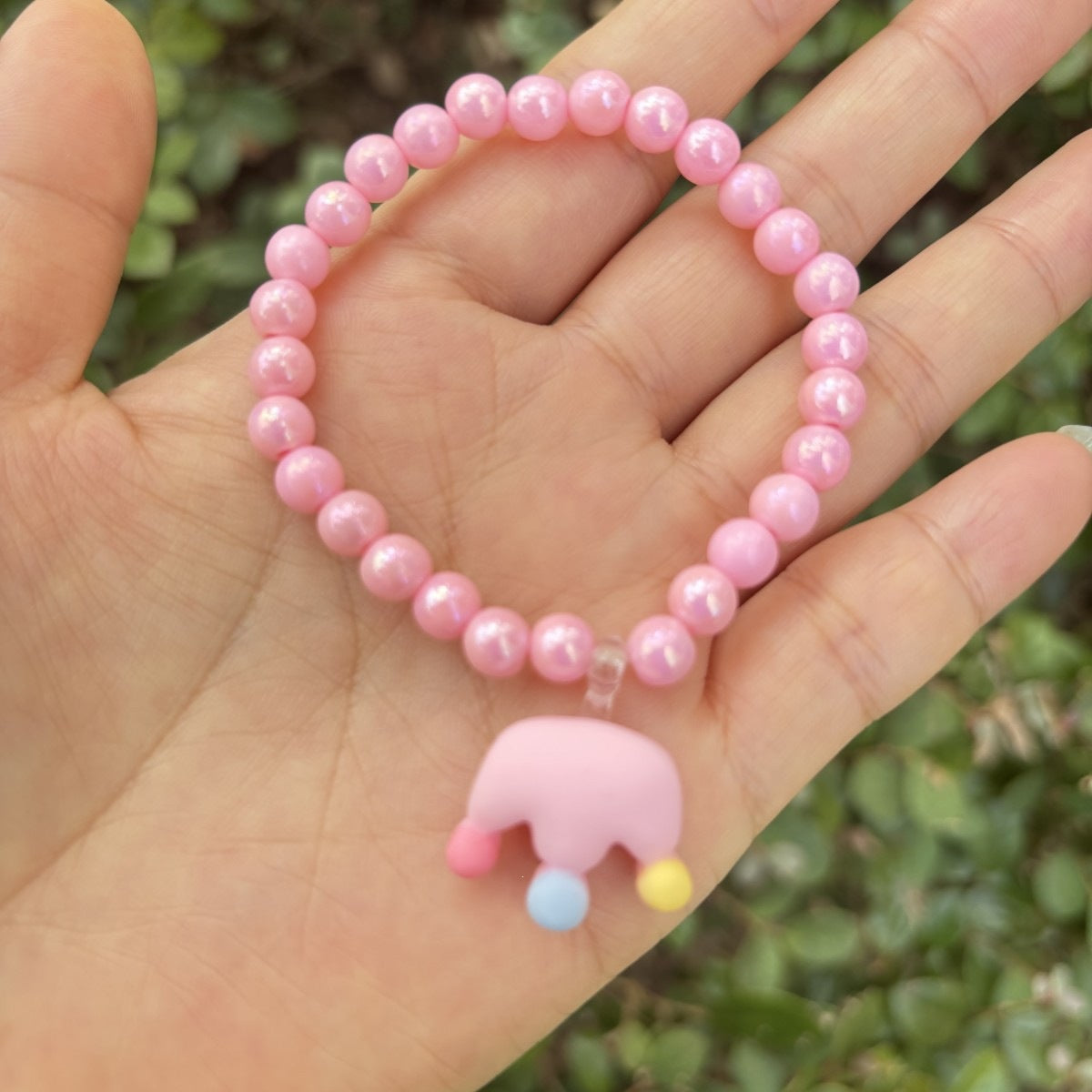 Süßes Armband mit Elefantenanhänger Aus Glas Brehn