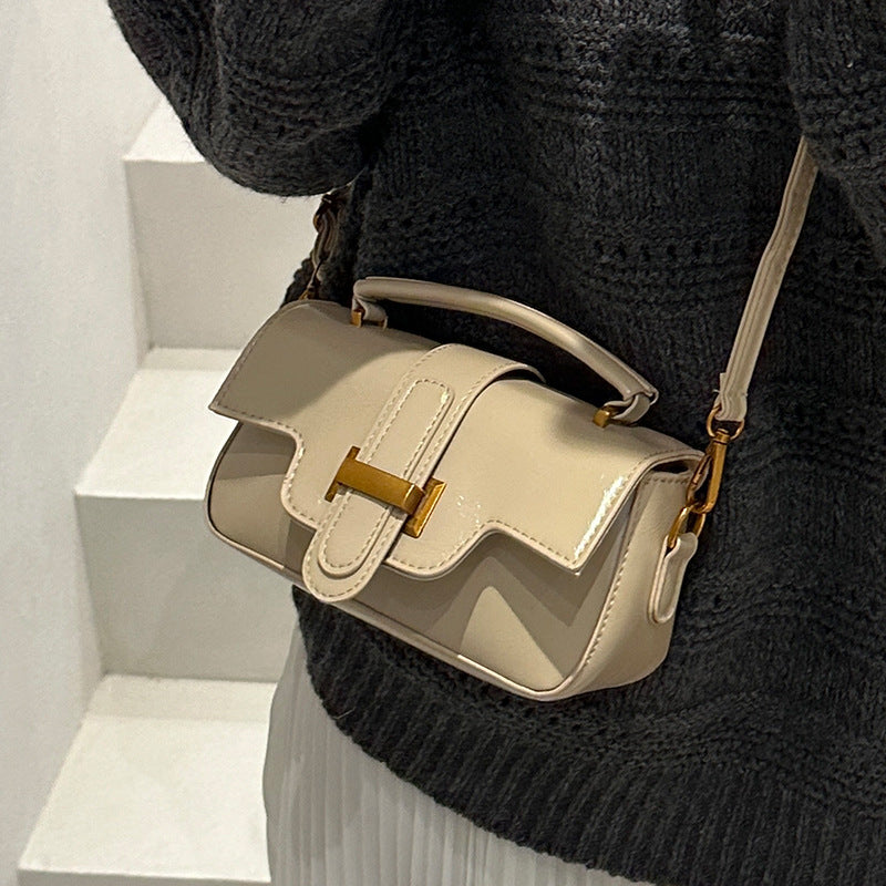 Kompakte stilvolle Handtasche 1790616953