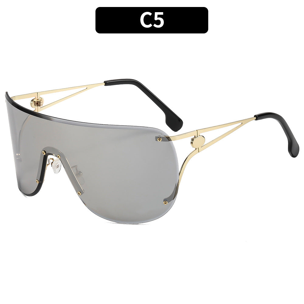 Oversized futuristische Schutzbrille