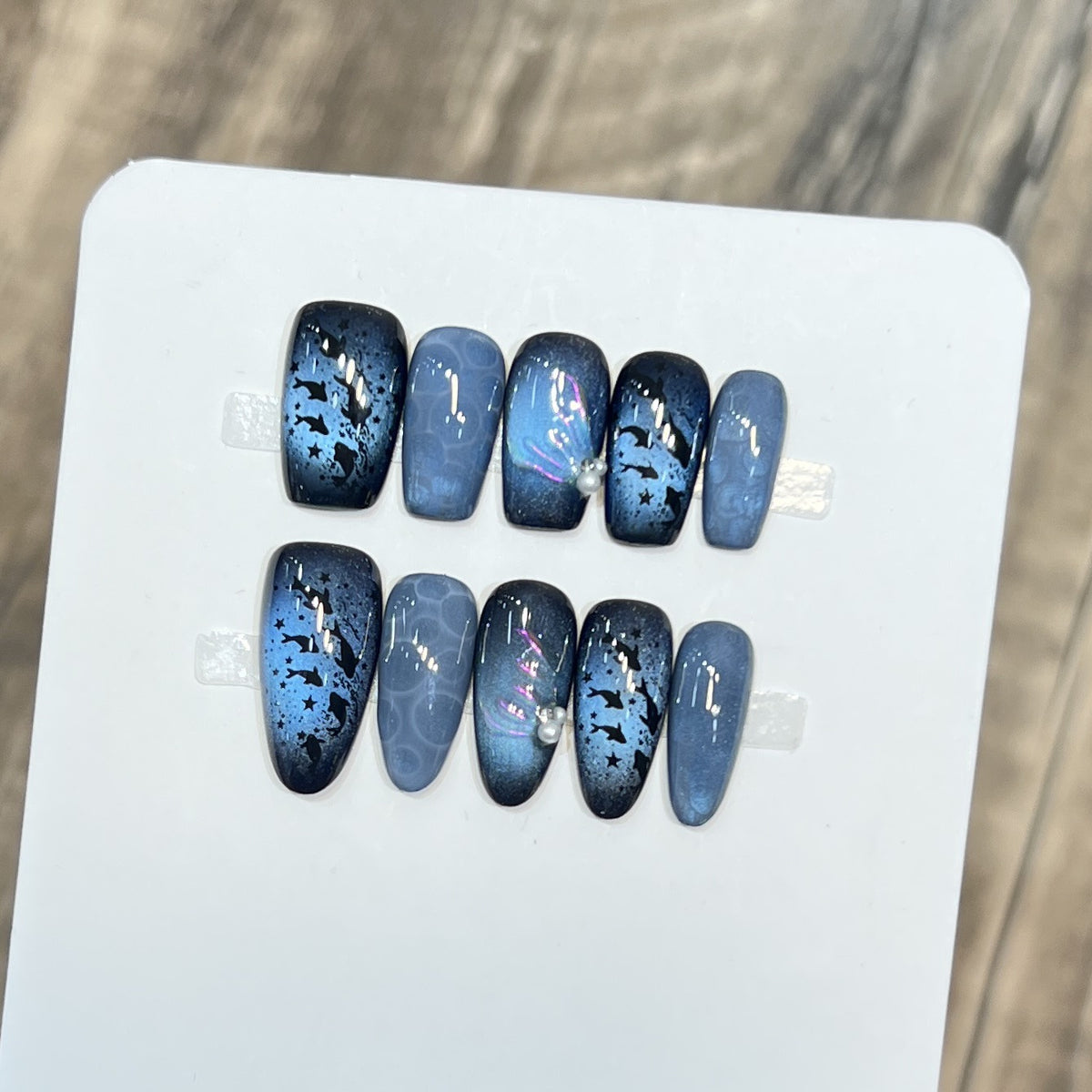 Künstlerisches Press-On-Nagelset mit Sternenabend-Design Brehn