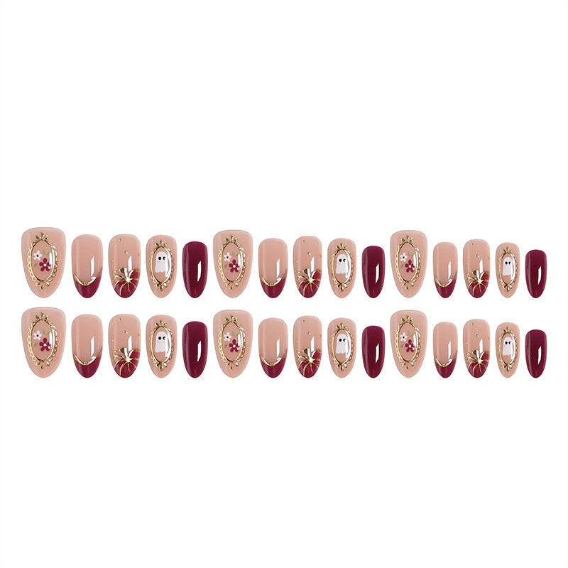 Kunstvolle Nagelspitzen mit herbstlichem Design Brehn