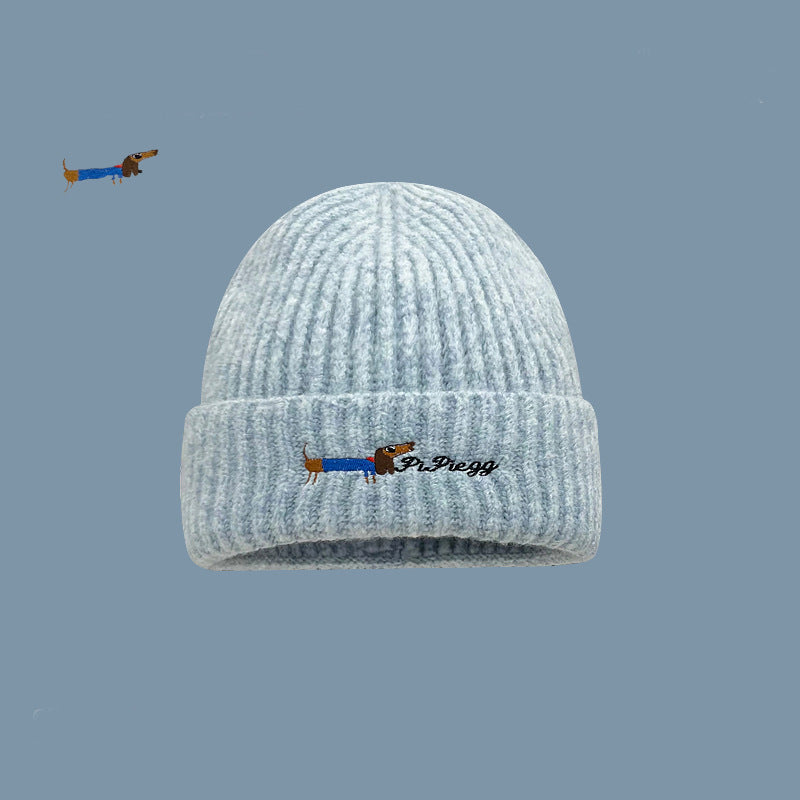 Strickmütze mit Hundemotiv