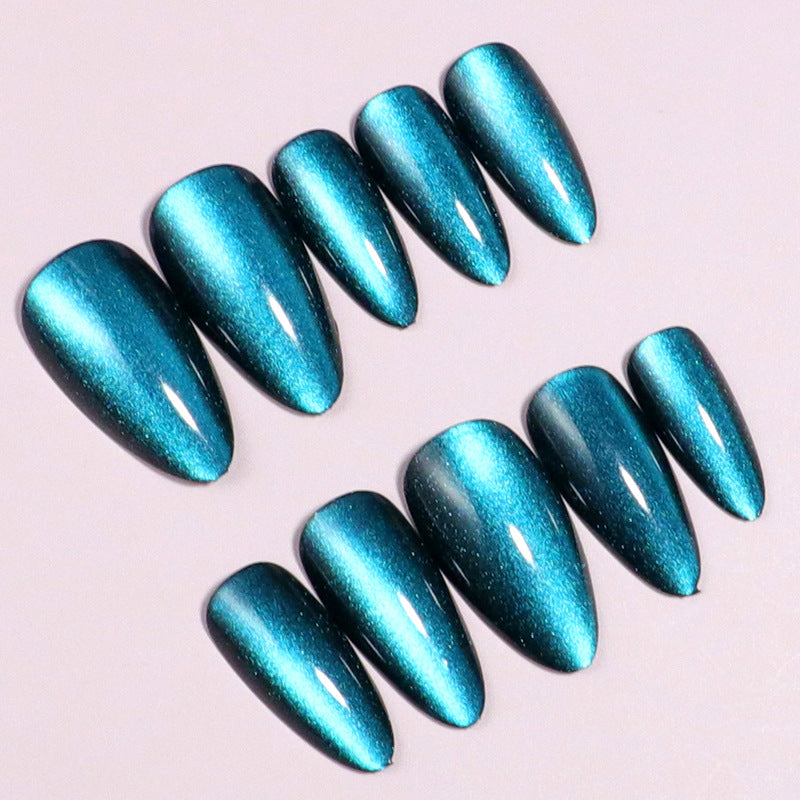 Elegante Glänzende Stiletto Press-On Nagel Set Brehn